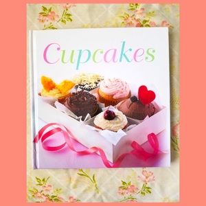 Cupcakes by Susanna Tee Recipe Cookbook